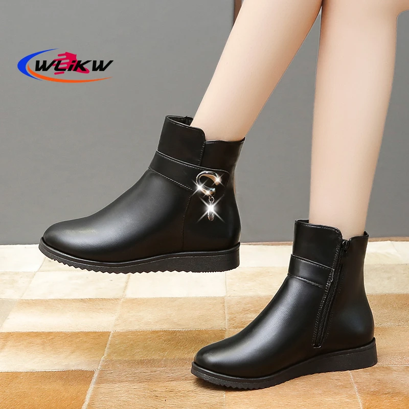 

2021 черные женские зимние ботинки на танкетке, Нескользящие теплые меховые ботильоны, модные женские ботинки, ботинки мартинсы на боковой мо...