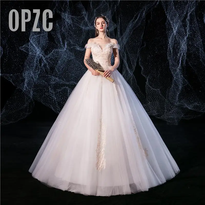 Модное свадебное платье с открытыми плечами простой кружевной вышивкой 2020