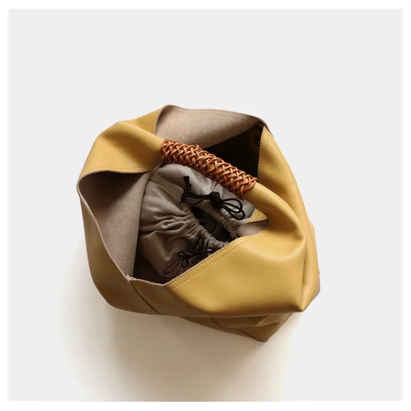 

2021 Summer Women Luxury Leather Stitching Big Tote Bag Simple And Fashionable Cowhide Stitching Woven Decorative Shoulder Bag