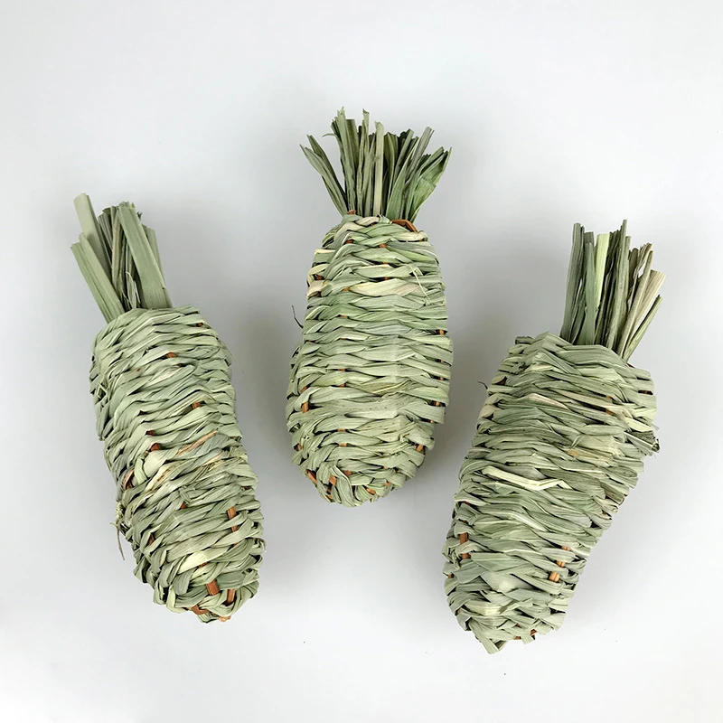 

Rabbit molar water grass radish hand woven water grass toy guinea pig chinchilla 1pcs Hand woven aquatic toys
