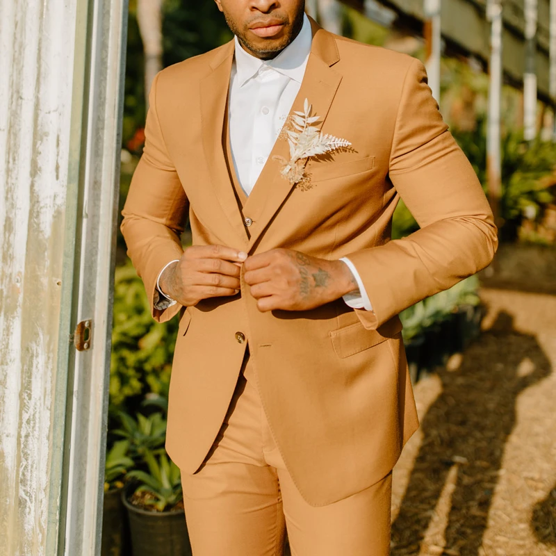 

New Custom Made Male Set Classic Solid Color Gentleman Slim Fit Wedding Suits For Groom Tuxedos 3 Pieces Groomsmen Suit Best Man