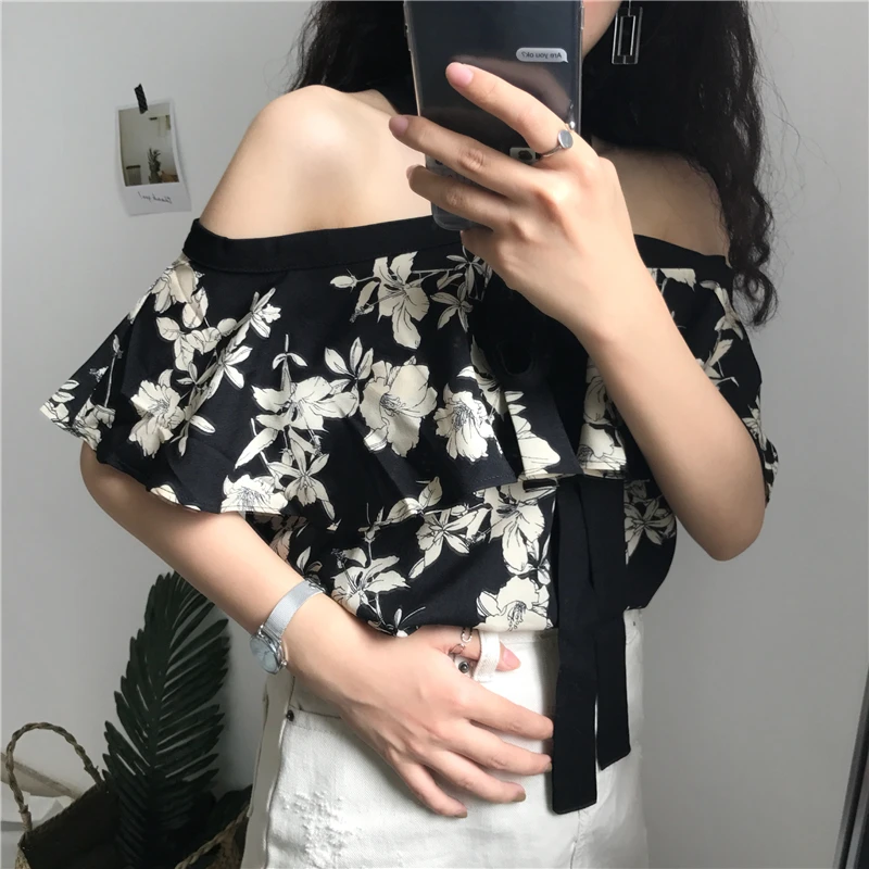 

Hot 2019 Summer Floral off shoulder Halter Chiffon Blouse Sexy Slash Neck Floral Print Blouses Female Blouse Tops Women