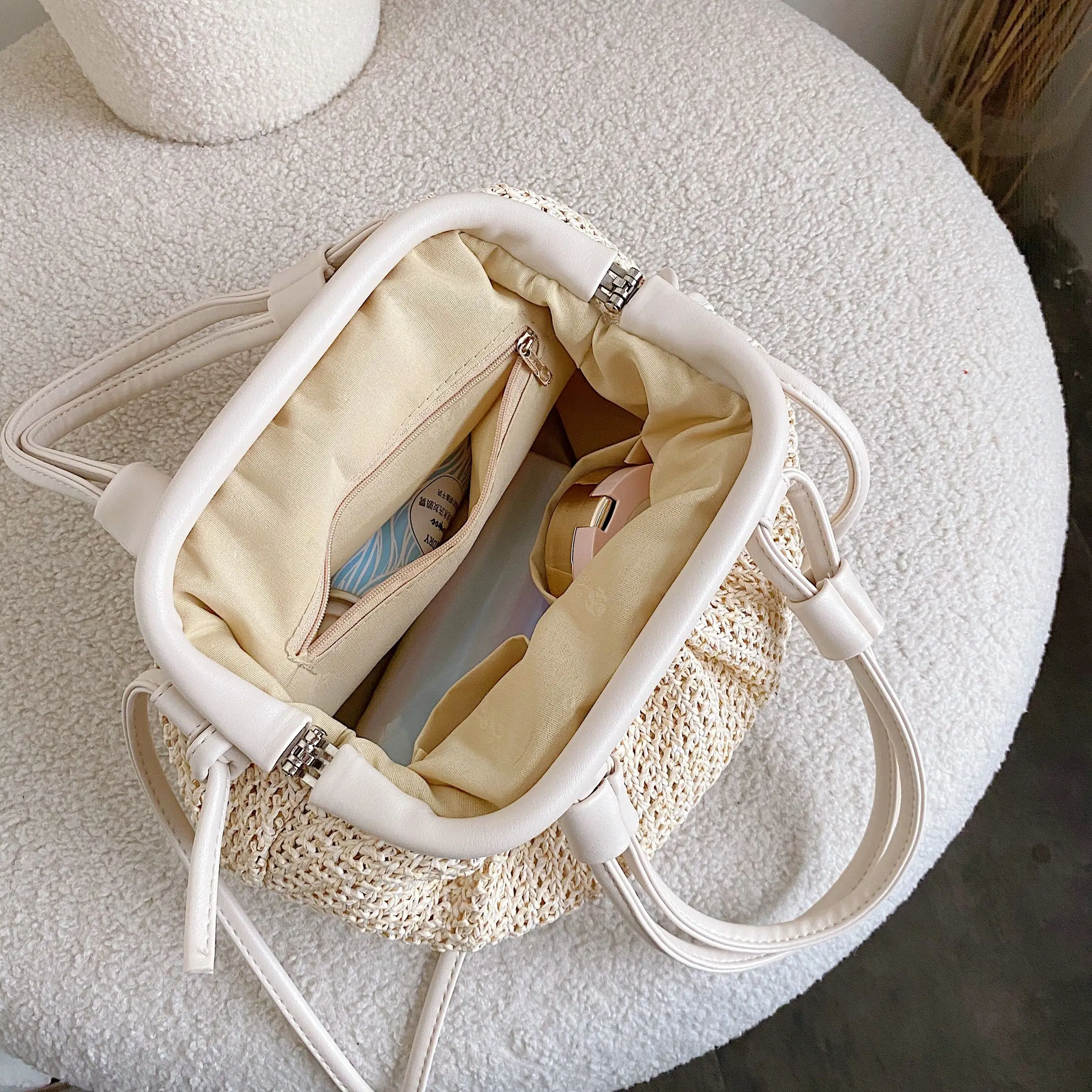 

Small Straw Shoulder Bags for Women Pure Color Weave Crossbody Bags Ladies Summer Weave Tote Messenger Bag Retro Weave Handbags