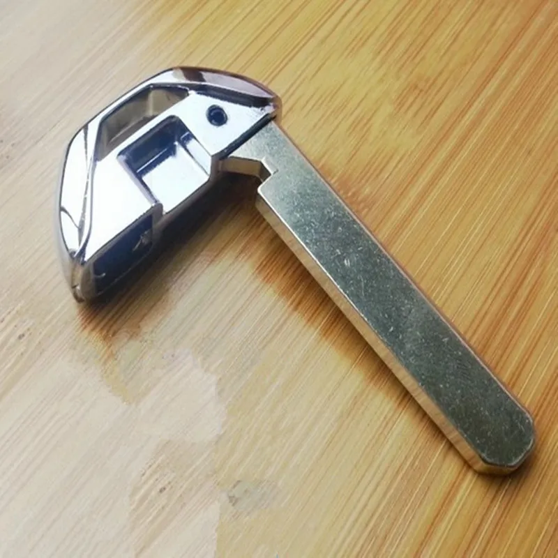 

Free Shipping New Replacement Insert Small Blade for honda Accord FIT CRIDER CRV Smart Key Blade