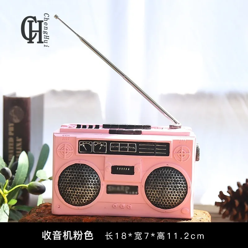 

Home Decoration Retro and Nostalgic Craft Decorations Old Fashioned Radio Made of Resin Vintag TV Set Bedroom Living Room decor