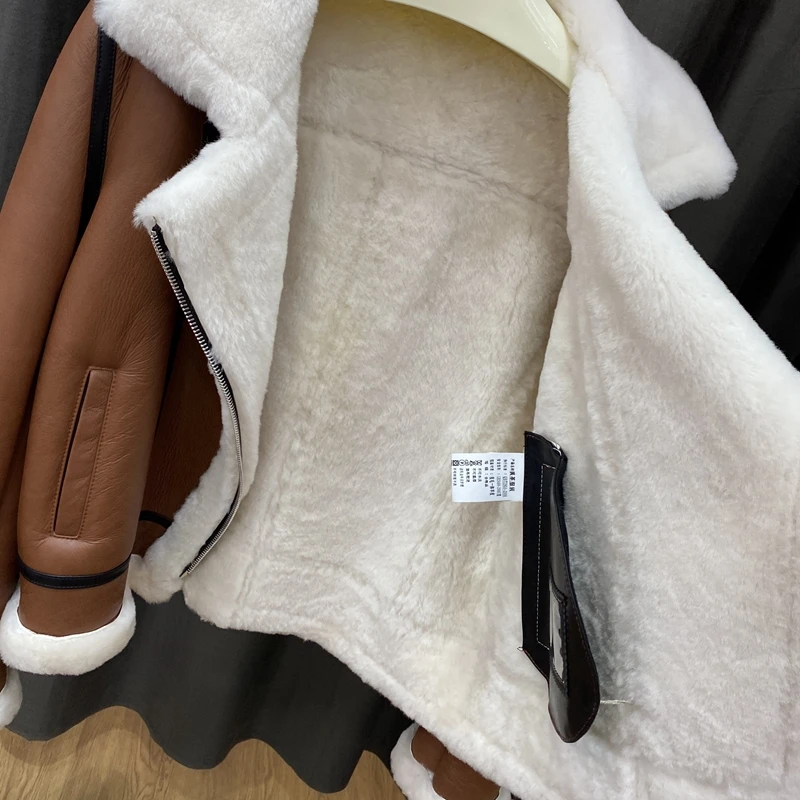 Женская куртка из натуральной овечьей кожи зимняя подкладка