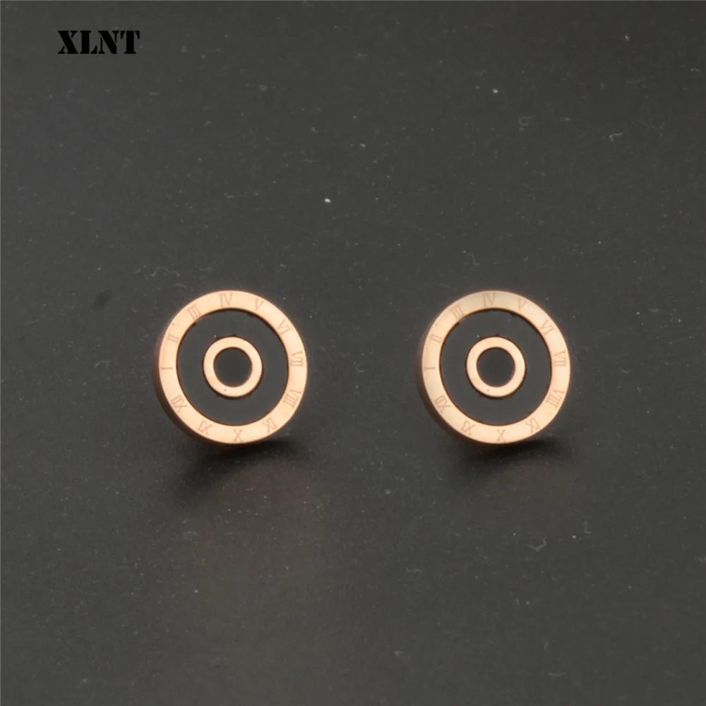 XLNT круглые серьги гвоздики из нержавеющей стали для женщин римские цифры узор