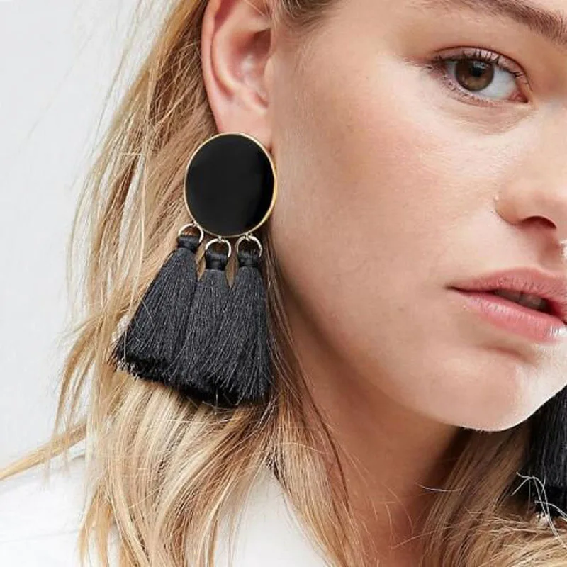 Модные серьги 2020 длинные с кисточками золотого цвета богемные круглые Висячие