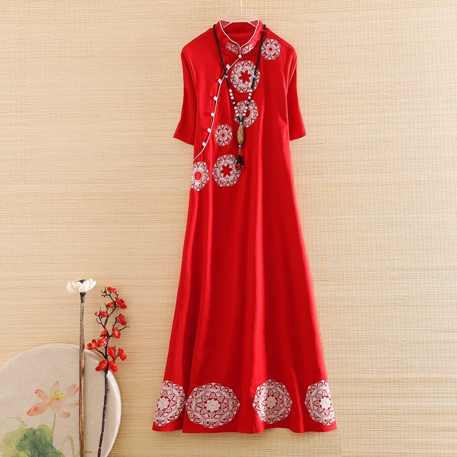 

Высококачественное весенне-летнее женское льняное платье Ципао в китайском стиле с цветочным рисунком и вышивкой, элегантное женское плат...
