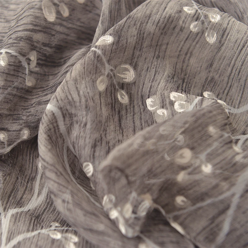 Светильник плиссированная шифоновая ткань бежевый темно-серый tissu шарф платье