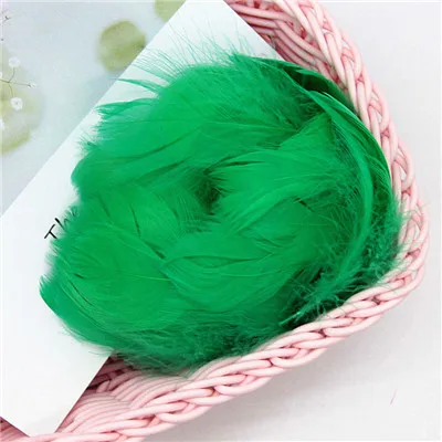green 100pcs 100 шт, натуральные перья лебедя, 4-8 см, смешанные белые окрашенные цвета, гусиное перо, одежда для свадебной вечеринки, украшения для самодельного изготовления перьев - Цвет: green 100pcs