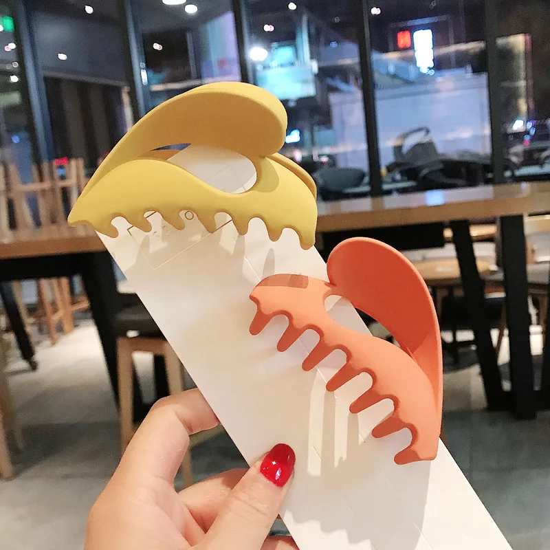 

Заколка для волос женская акриловая, большая, 8,5 см, однотонная, матовая