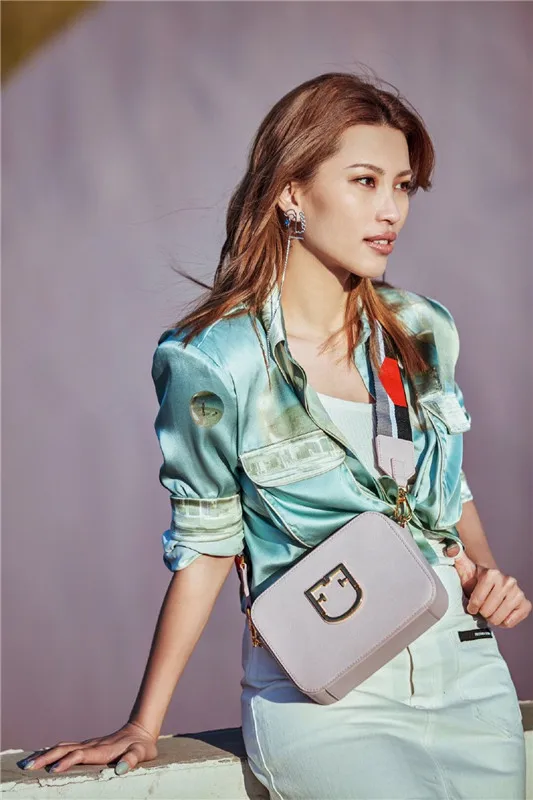Новое поступление, оригинальные женские сумки FURLA, высококачественные черные меховые сумки, Размер 20 см x 14 см x 7 см