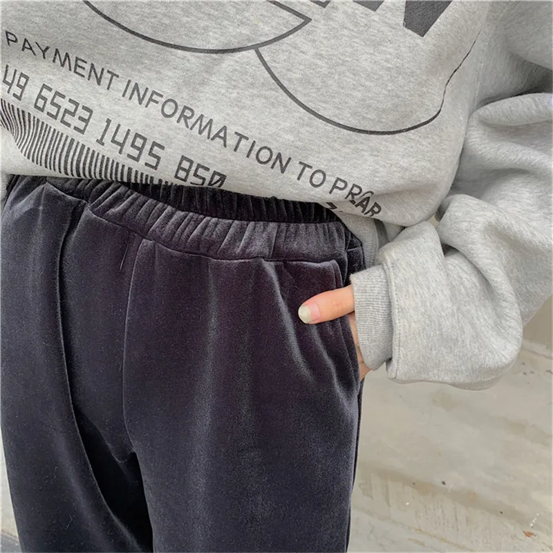 KINOMI зимние утепленные бархатные теплые женские широкие штаны черные с высокой