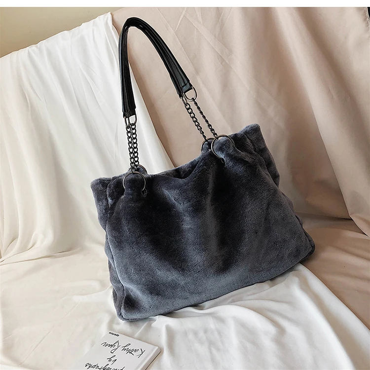Original Brand Autumn And Winter Plush Shoulder Bag& Large Capacity Chain Tote Bag Width 49cm High 31cm Thickness 13cm