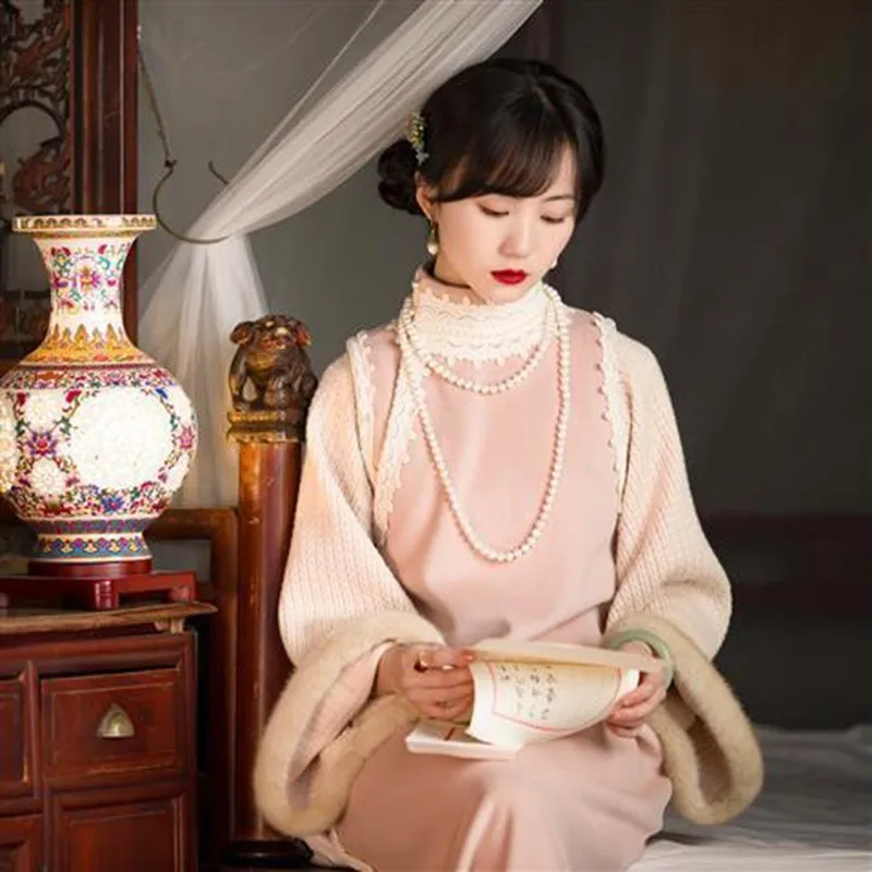 

Improved Thicken Pink Satin False Two Pieces Cheongsam Sexy Lace Floral Long Chinese Dresses Elegant Women Flare Sleeve Qipao