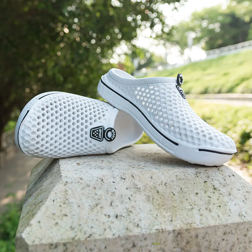 

Couple Summer Men Slippers Beach Shoes Women Beach Sandals Hollow Casual Poor Flip Flops Male Garden Shoes Outdoor Slides