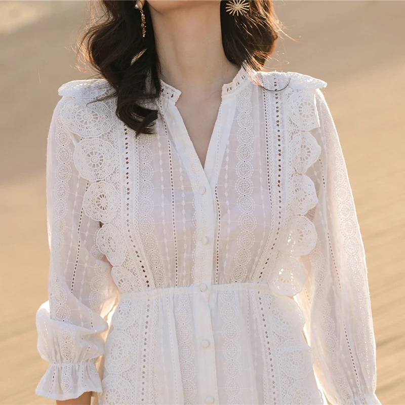 

SHENGPLLAE Embroidered Hollow Out Dress Women's Summer 2021 New Round Neck Single Breasted Half Sleeve Mind-calf Dresses 5C569