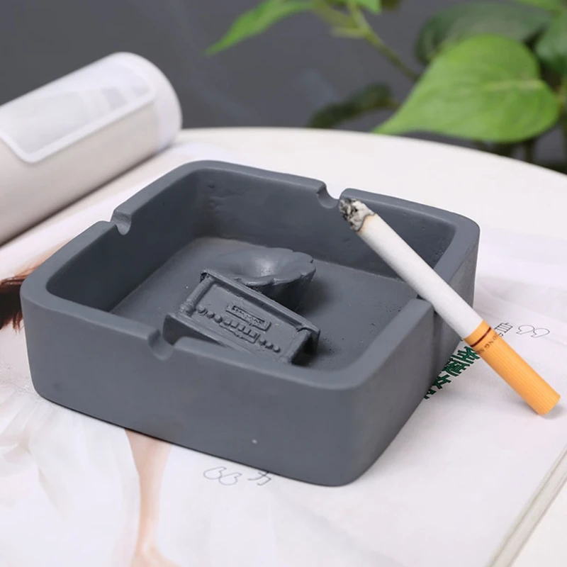 

Nordic Style Creative Phonograph Shape Resin Ashtray Vintage Antique Cigarette Holder Container Organizer Decoration