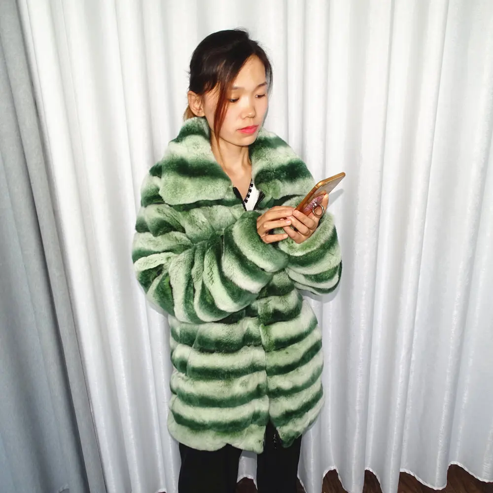 Зеленая шуба из натурального меха кролика рекс | Женская одежда