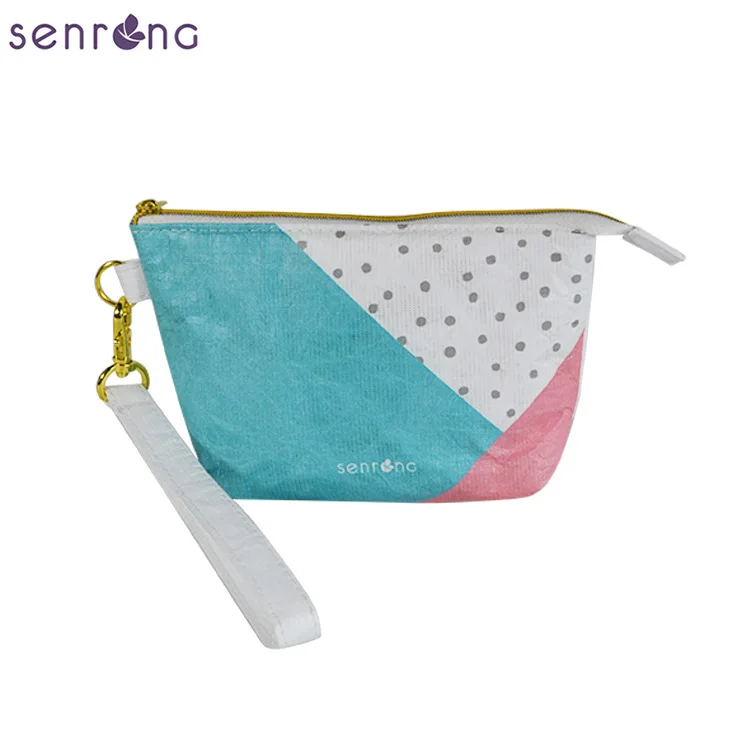

Lady Travel Makeup Bag Deisgn Transparent Travel Bag Female Waterproof Jelly Bag PVC Cosmetic Bag for Female Makeup Bag DF50MB