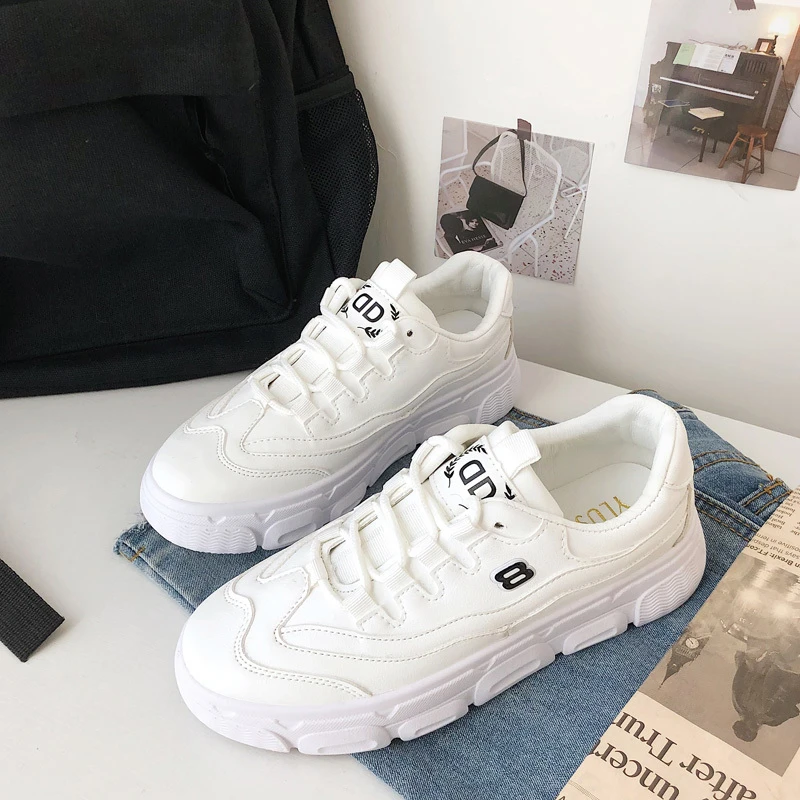 Женские кожаные кроссовки на массивной платформе удобные спортивные шнуровке в