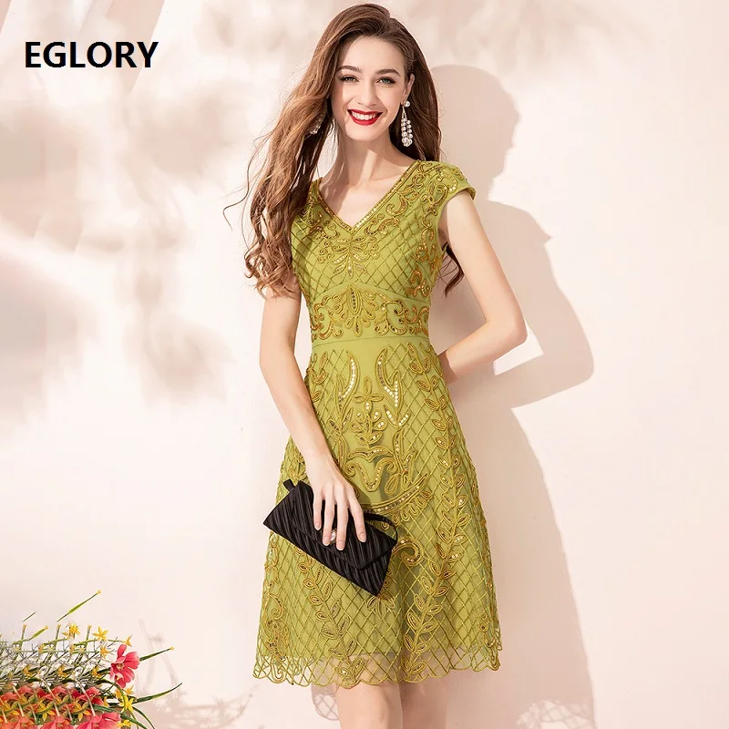 

Женское облегающее платье-трапеция, розовое платье с V-образным вырезом, коротким рукавом и вышивкой из блесток, 4XL, осень 2020