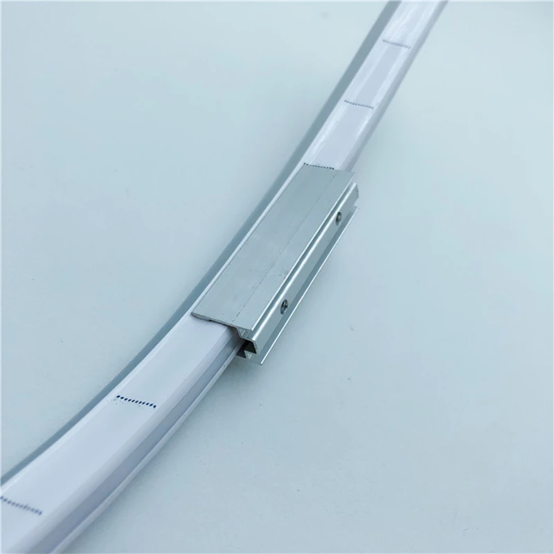 Полоска светодиодная неоновая алюминиевая пластиковая с зажимом для 220 В 24 2835 5050