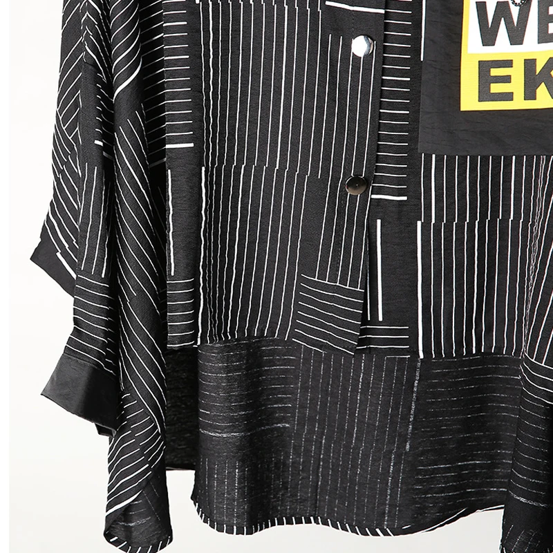 

Johnature Fashion New Striped Irregular Womens Tops 2021 Spring High Street Loose Turn-down Collar Patchwork Pockets Shirts