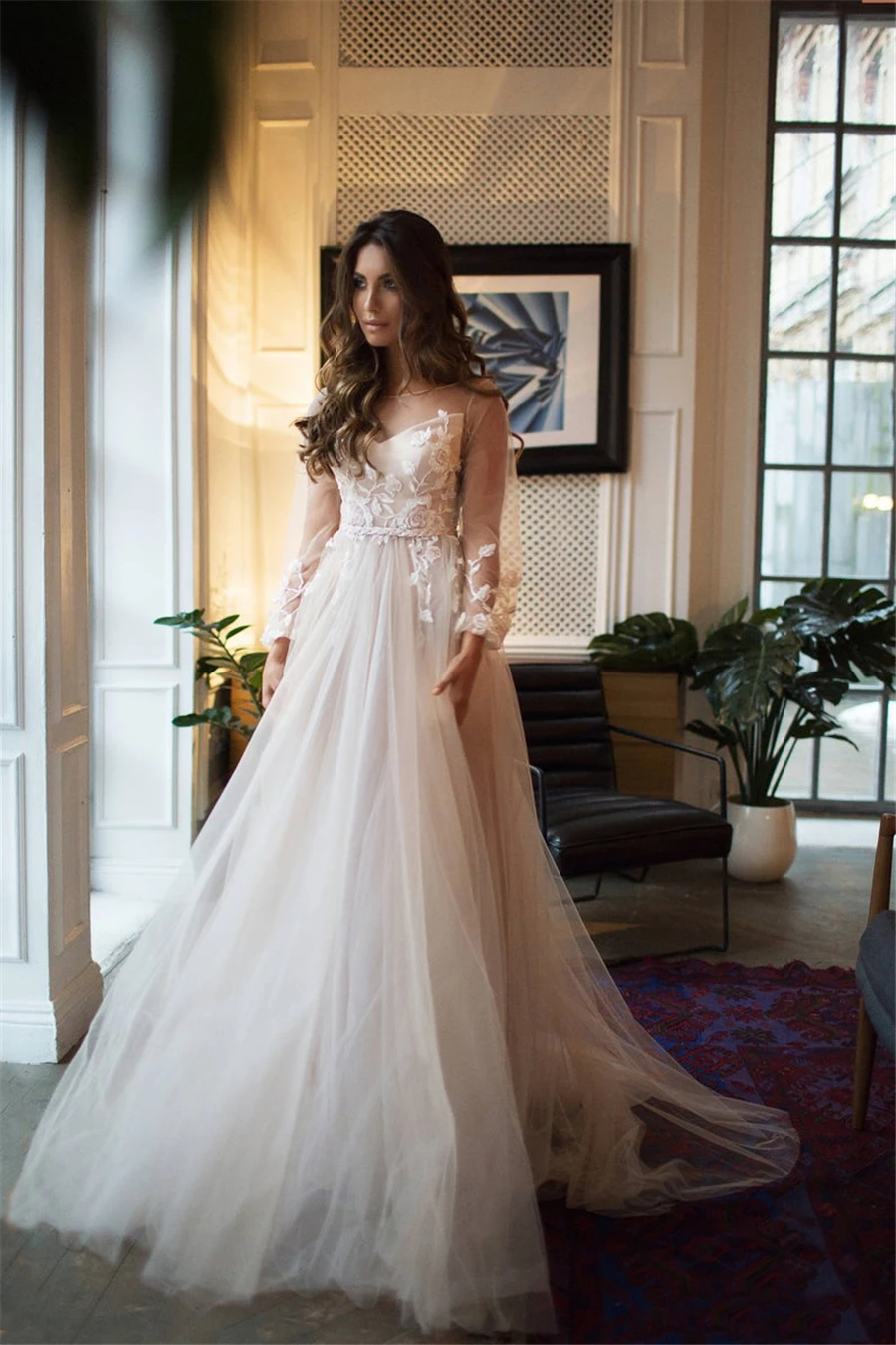 

Elegant V-Neck Wedding Dresses Champagne Long Sleeves Tulle A-line Vintage Backless Floor Length Bridal Gowns Vestido De Novia