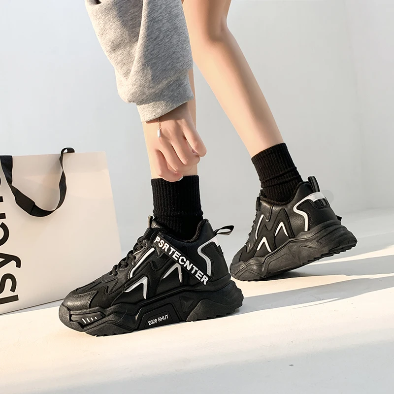 

2020 Women Casual Shoes Autumn Lace up High Platform Shoes Thick Soled Winter Keep Warm Fur Shoes Women Sneakers Chaussure Femme