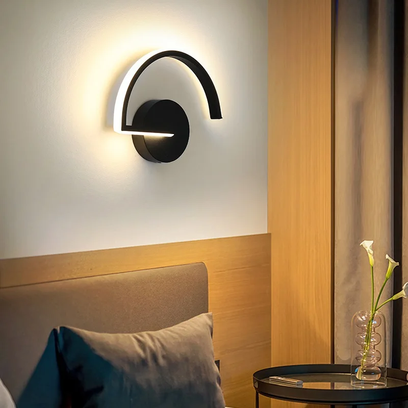 

Современные минималистичные настенные светильники, светодиодное бра черного и белого цвета для гостиной, спальни, коридора, декоративное о...
