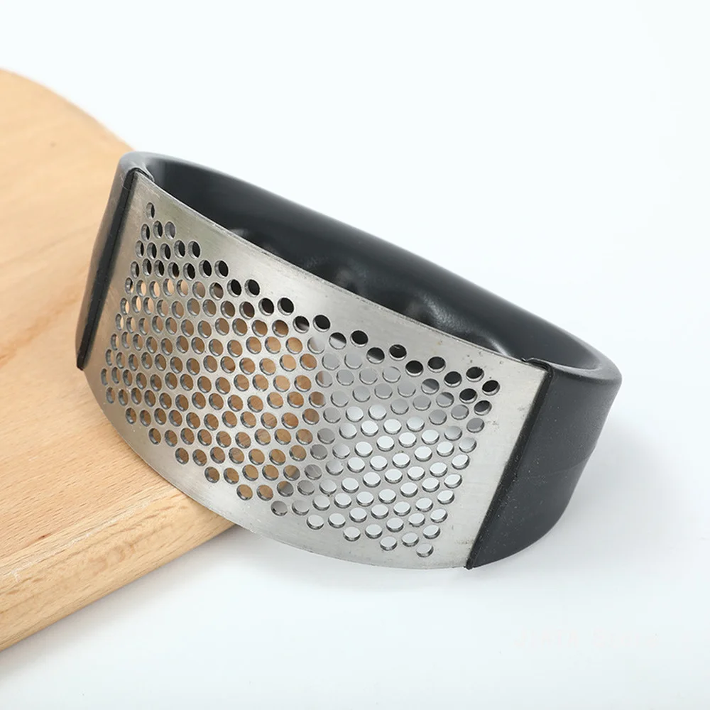 

1PCS stainless steel multi-function home handmade garlic press kitchen press ginger ginger garlic tool kitchen accessories