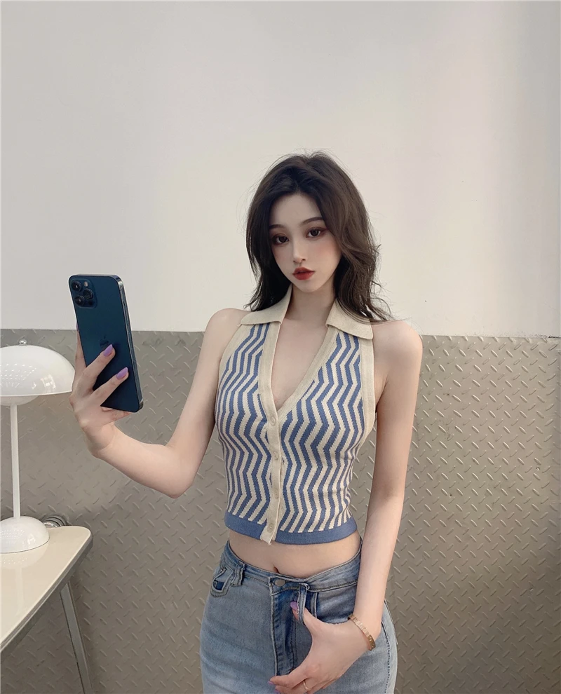 

2021 New Summer Retro POLO Neck Halter Camisole, Striped Contrast Color Short Stitching V-neck All-match Knit Short Top