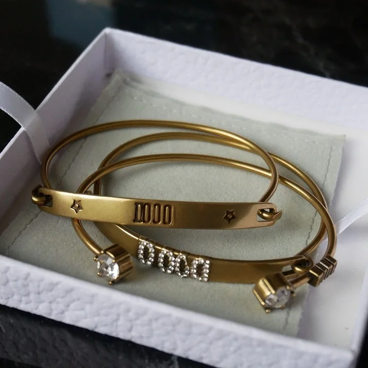 

Luxury Original Designer Brand Letter Gold Metal Crystal Triple Wear Bangles Europe Bracelets for Women Jewelry Holiday Gift