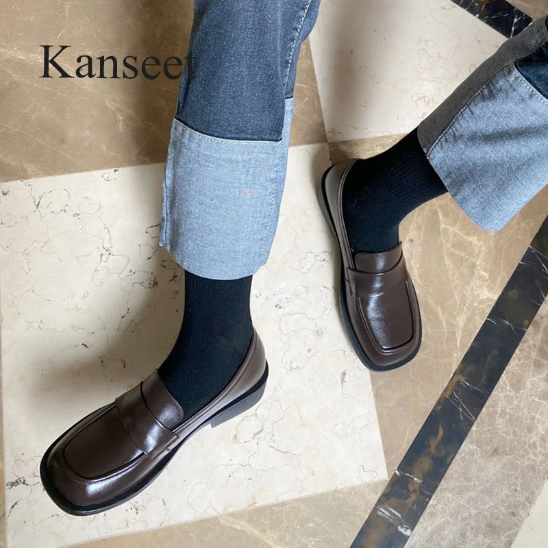 

Женские туфли-лодочки из натуральной кожи, на низком каблуке