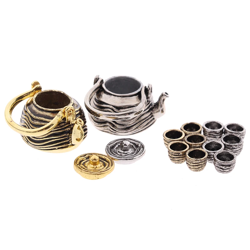 

Mini Metal Kettle Simulation Furniture Tea Pot Kitchen Model Toys for Doll House Decoration 1/12 Dollhouse Miniature Accessories