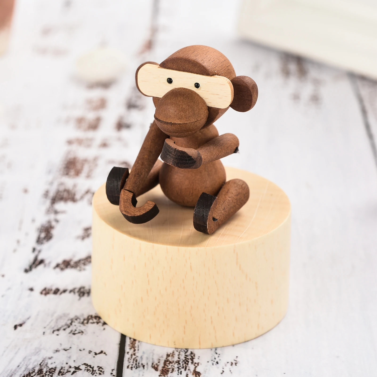 

ammoon Wooden Music Box with Cute Figurine Home Decor Crafts Musical Gift for Birthday Christmas Valentine's Day