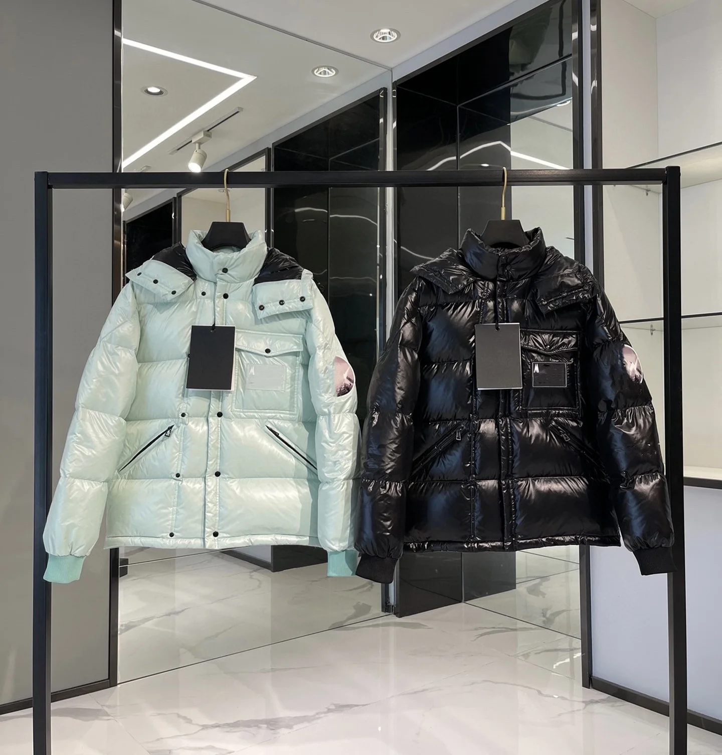 

Brand Logo Winter Down Puffer Jacket Mens White Duck Down Parkas Coat Thick Warm Windbreaker Men Hooded Down Coat Unisex