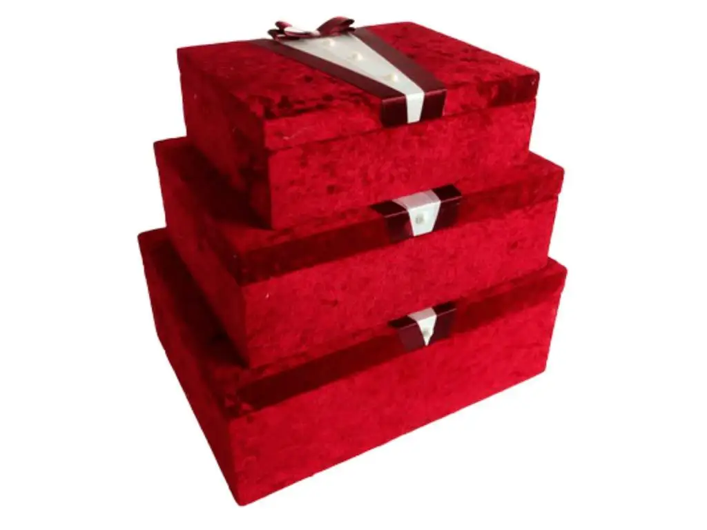 

Groom Figured 3 Pcs Dower chest Burgundy
