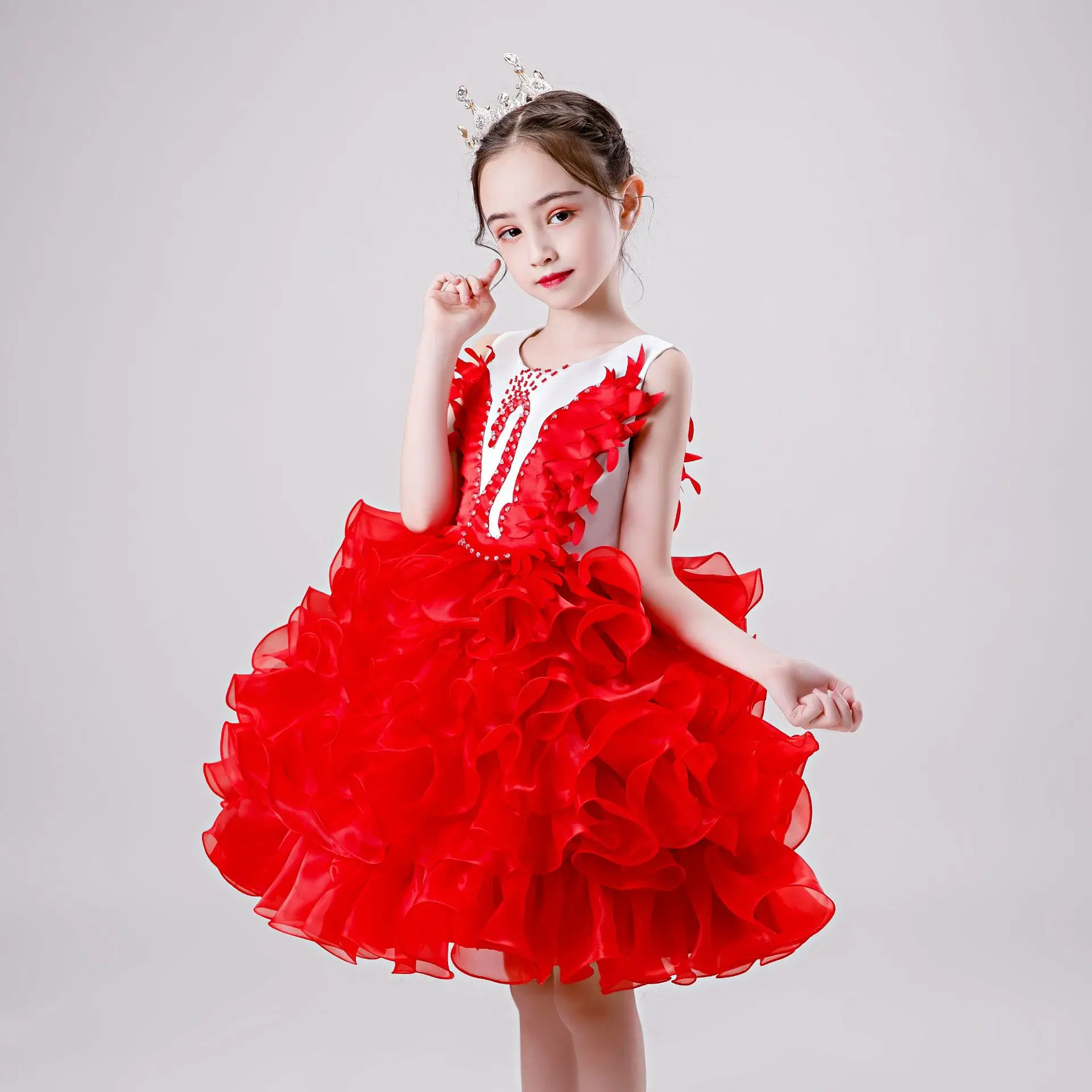 Нарядный торжественный вечерний костюм для свадьбы платье принцессы с пачкой