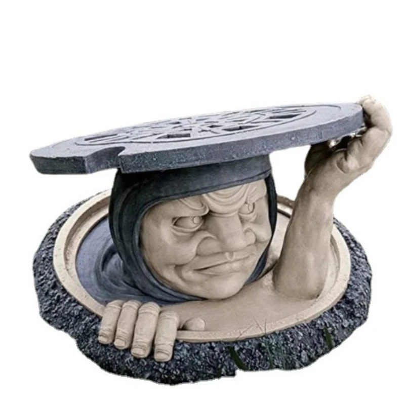 

Pastoral style resin shade manhole cover small person decoration spoof voyeur garden outdoor decoration dwarf decoration