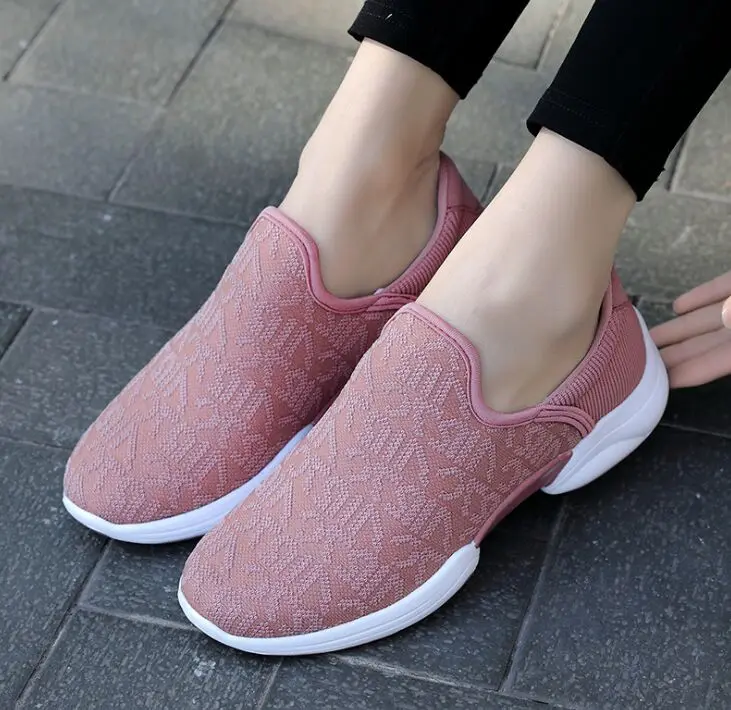 Женские дышащие кроссовки на платформе мягкие повседневные спортивные туфли