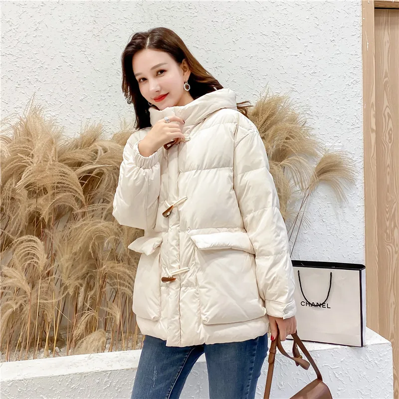 Loose bread jacket 2020 autumn and winter new horn button down jacket women short white duck down thick coat