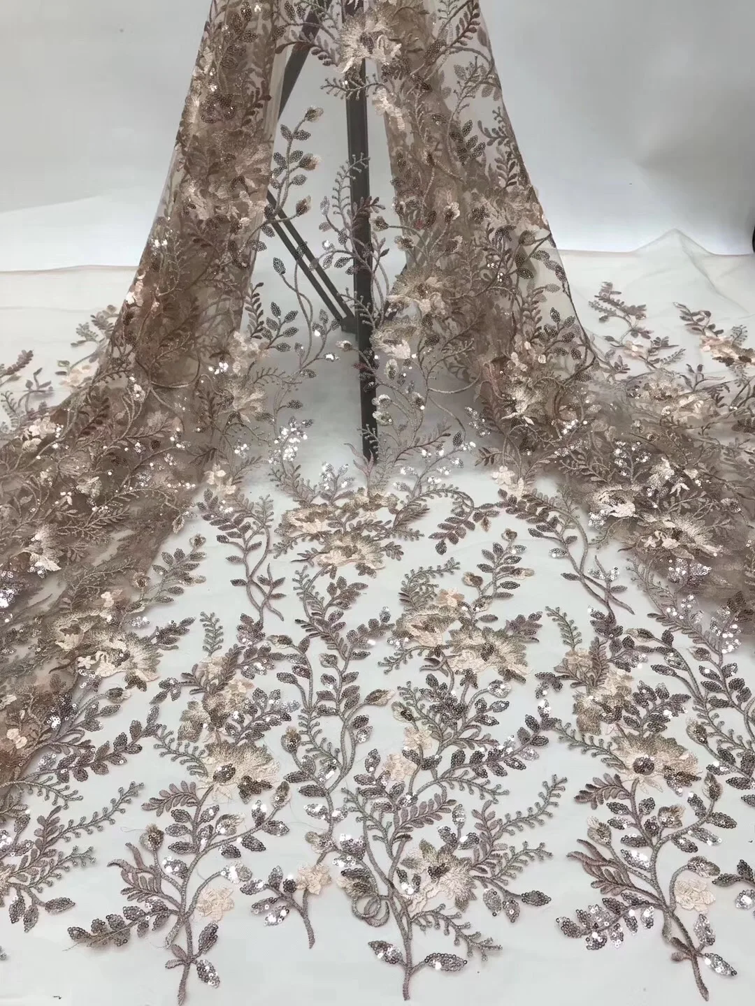 

white 2019 Latest French Nigerian Lace Fabrics High Quality Tulle African Lace Fabric HLL4583. Wedding Stones French Tulle Lace