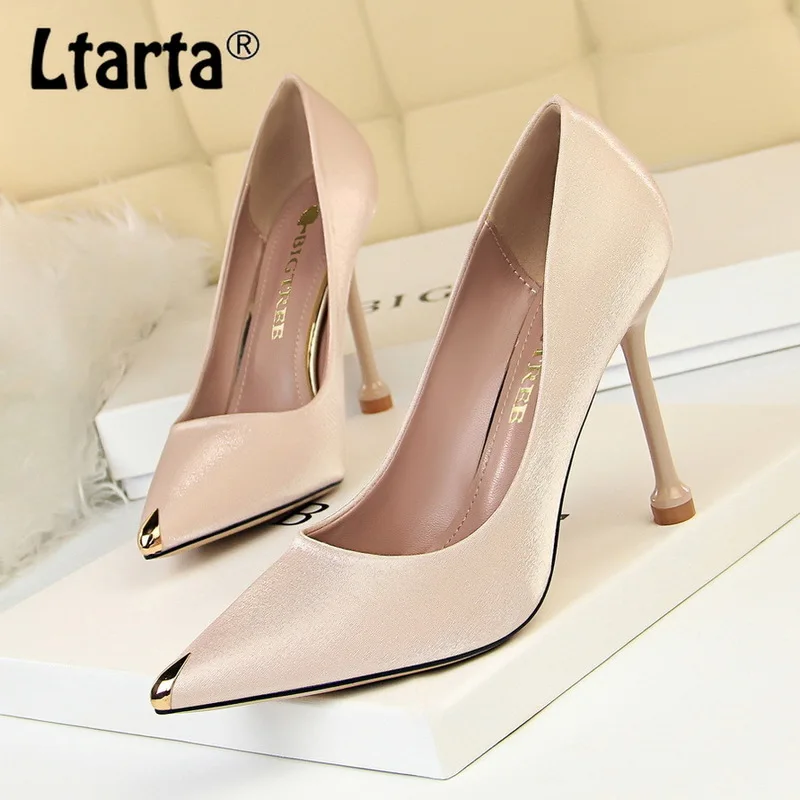 Ltart/Женская обувь для торжеств на высоком каблуке Атласные тонкие туфли с