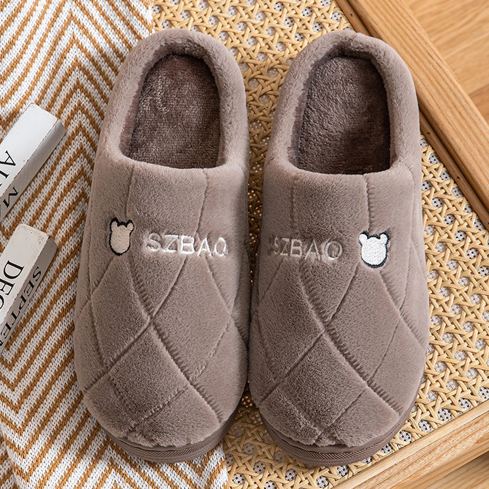 

Bedroom Lovers Shoes Men Winter Warm Home Slippers Women Slides Indoor Foam Bottom Sneakers House Flip Flops Zapatillas Hombre