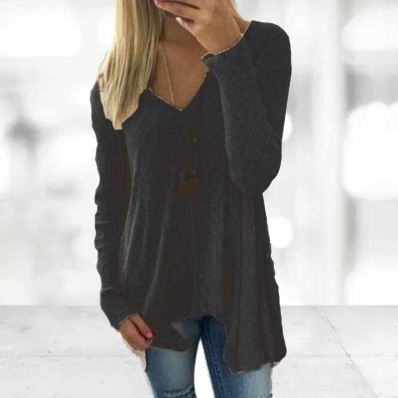 Женский свитер с длинным рукавом однотонный треугольным вырезом тонкий