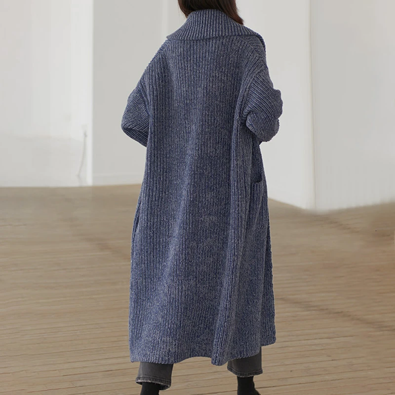 Женский вязаный свитер TWOTWINSTYLE повседневный Свободный кардиган с отложным