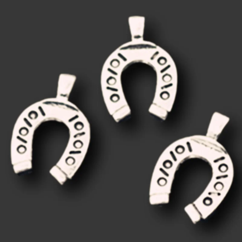 

8pcs Silver Plated U-Shaped Horseshoe Lucky Pendants Retro Necklace Metal Accessories DIY Charms Jewelry Crafts Making A287